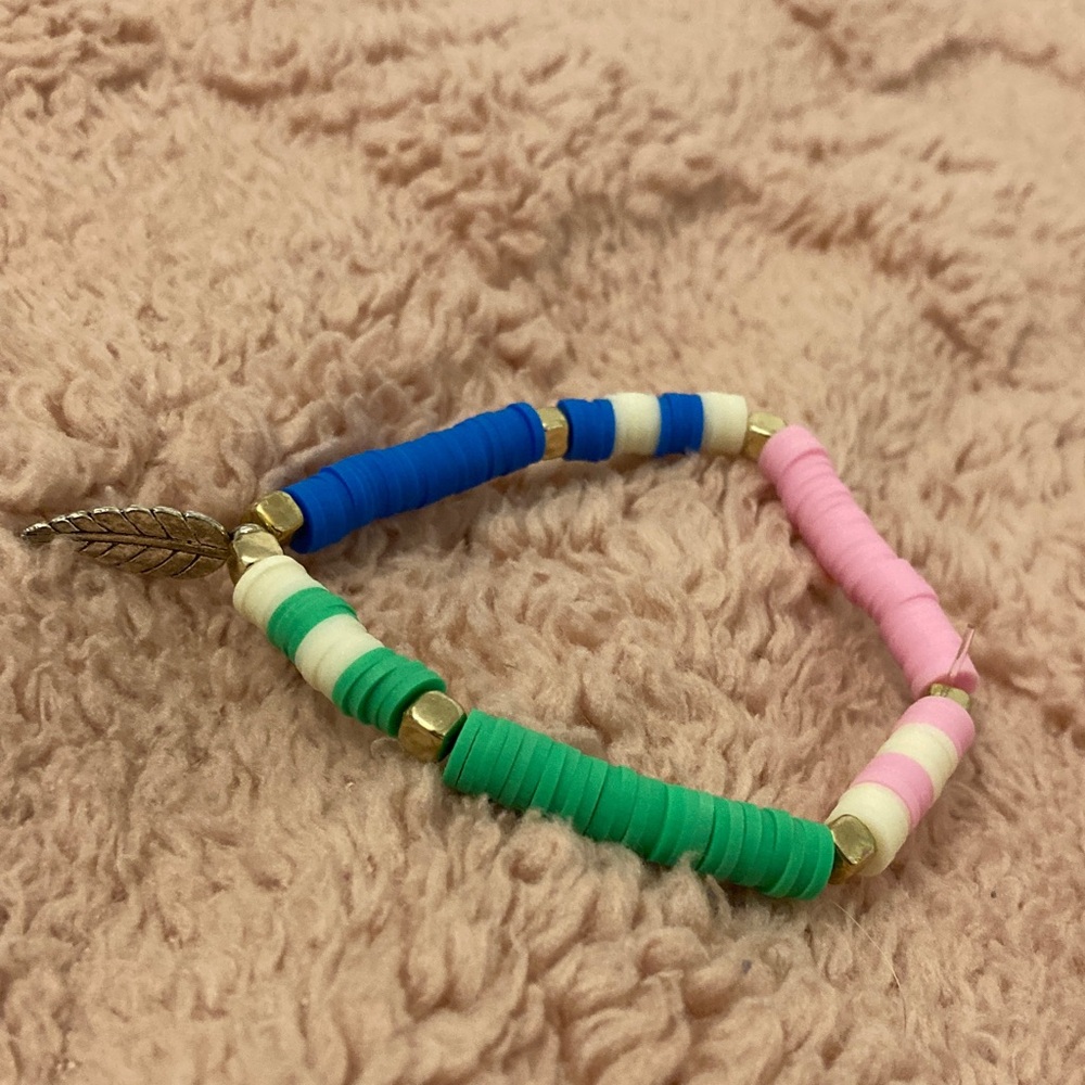 Women’s Blue Pink Green Beaded Bracelet Leaf Charm